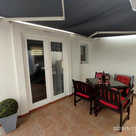 Apartments Mia Бибине Екстериор снимка