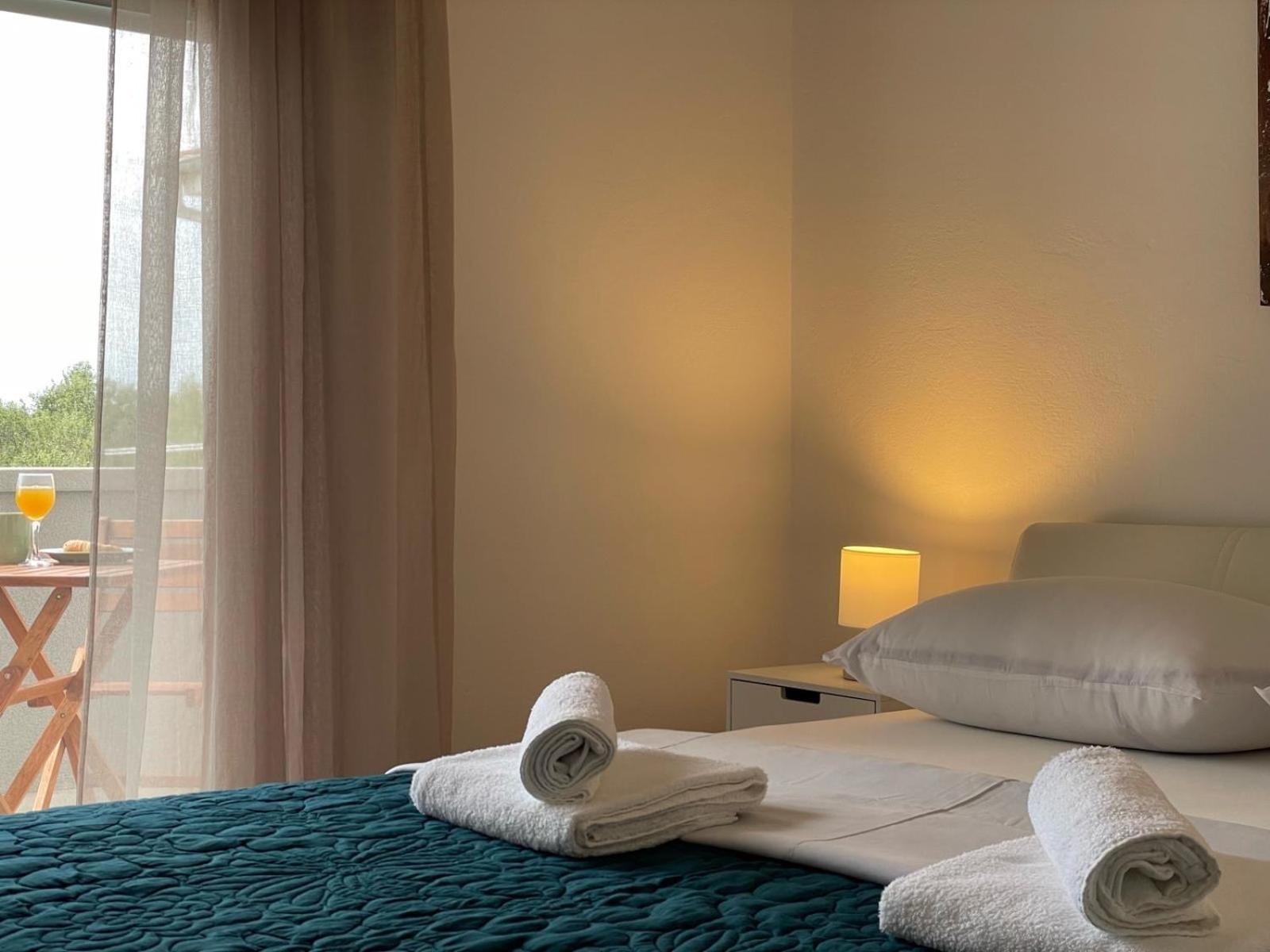 Apartments Mia Бибине Екстериор снимка